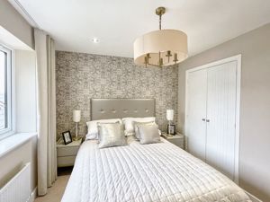 Photo 8- click for photo gallery